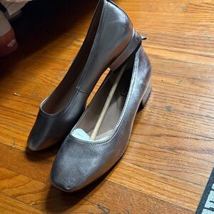 Life Stride Silver Flats